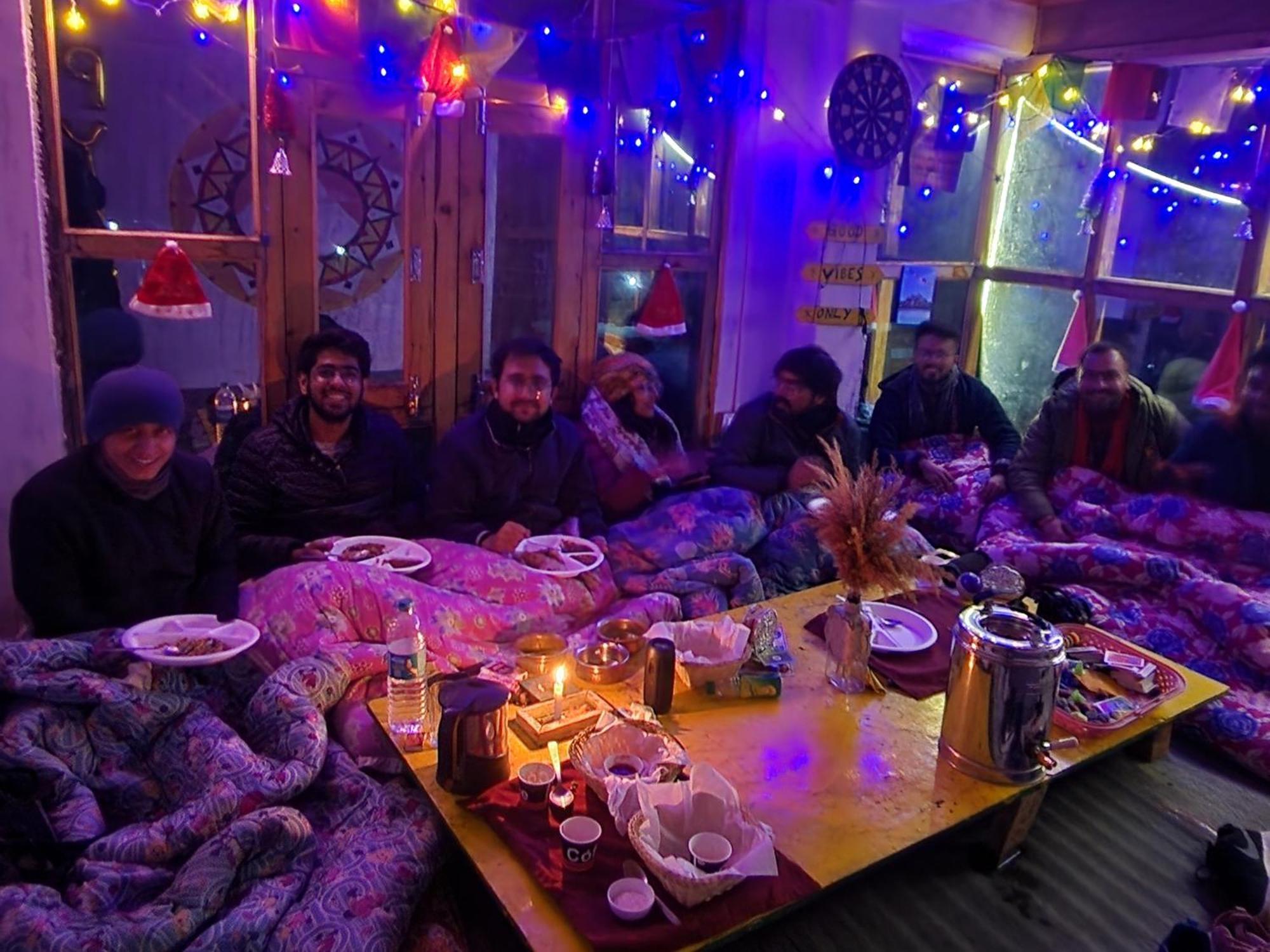 Lap Stays - Wanderer'S Nest Chitkul Bagian luar foto